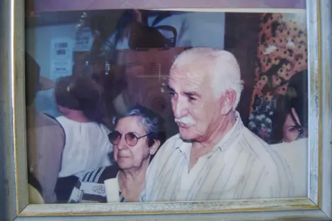 Pais João Romualdo de Souza e Leila M. Segretti de Souza